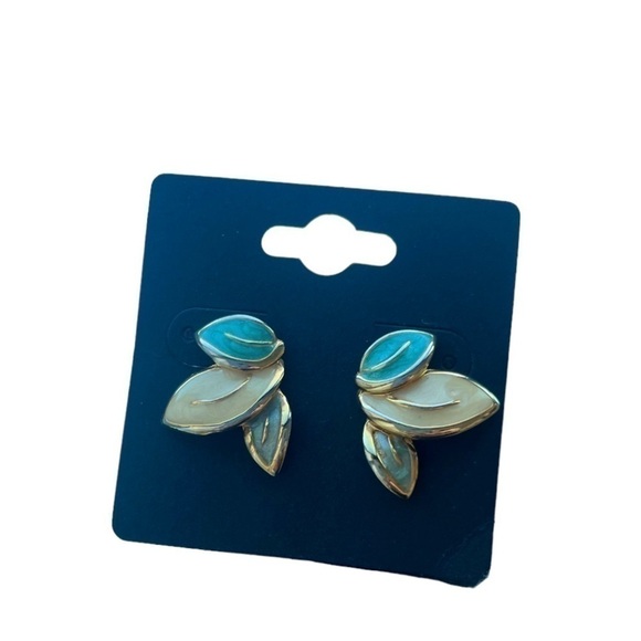 Vintage Jewelry - Vintage leafs earrings